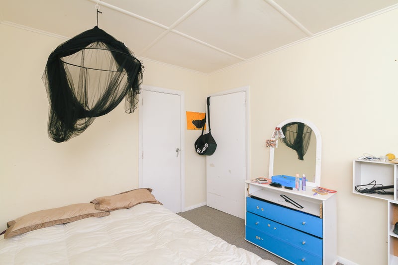 1/15 Treadwell Street, Naenae, Lower Hutt - Carousel 10