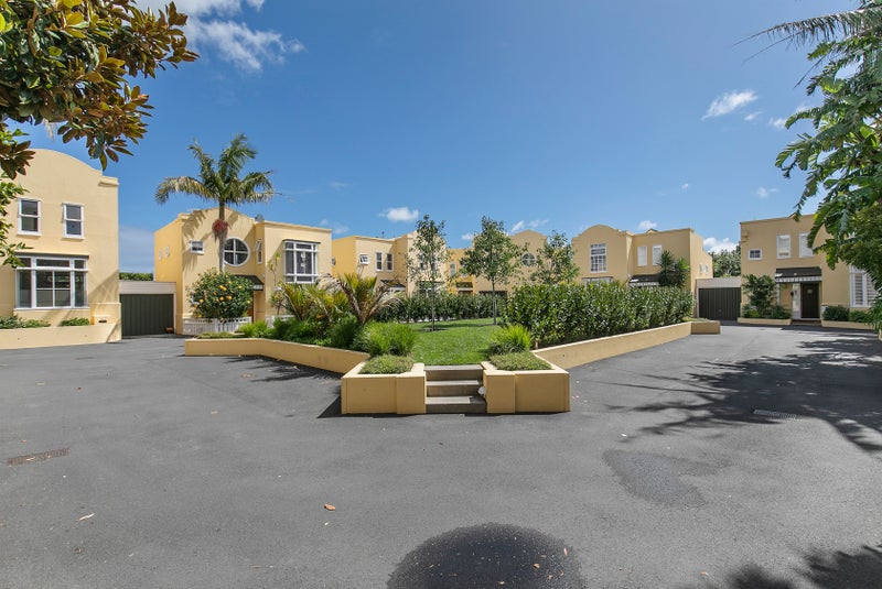 81E Vermont Street, Ponsonby, Auckland - Carousel 2