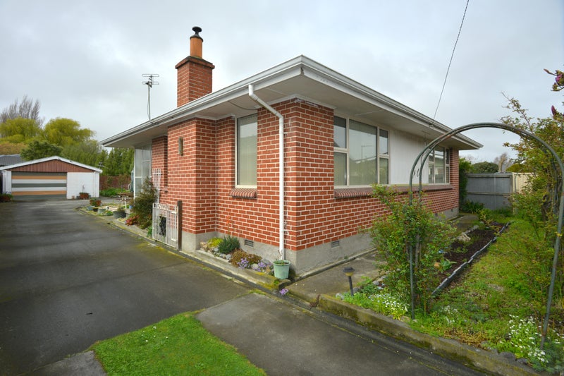 1/37 Trafford Street, Harewood, Christchurch - Carousel 2