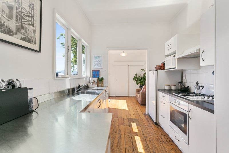 79 Pirie Street, Mount Victoria, Wellington - Carousel 10