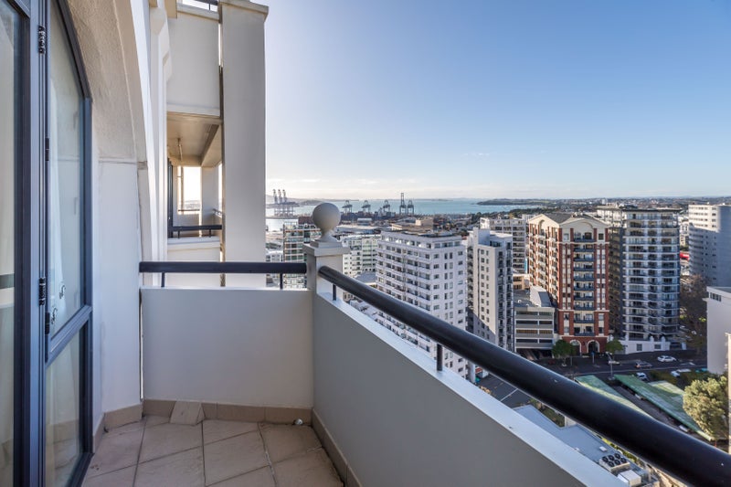 12H/14 Waterloo Quadrant, Auckland Central, Auckland - Carousel 2