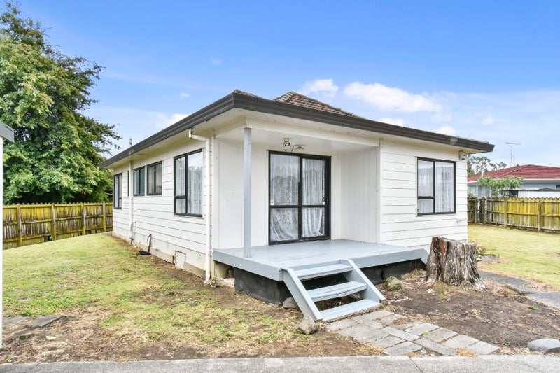 42A Trimdon Street, Randwick Park, Auckland - Carousel 2