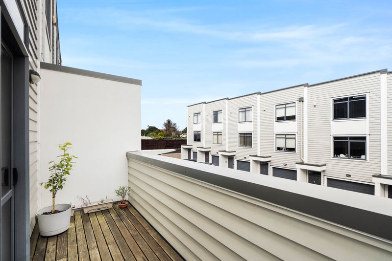 127Q Queens Road, Panmure, Auckland - Carousel 2