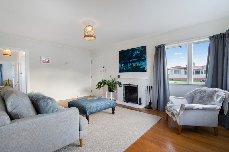4 O'Donn Avenue, Beach Haven, Auckland - Carousel 1