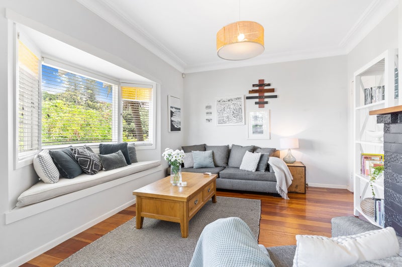 31 Hillsborough Road, Hillsborough, Auckland - Carousel 2