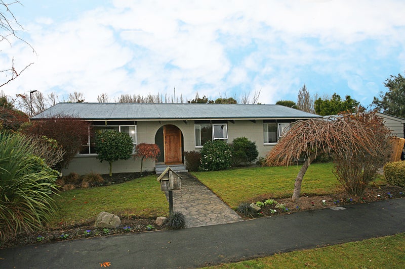 12 Burnridge Place, Belfast, Christchurch - Carousel 1