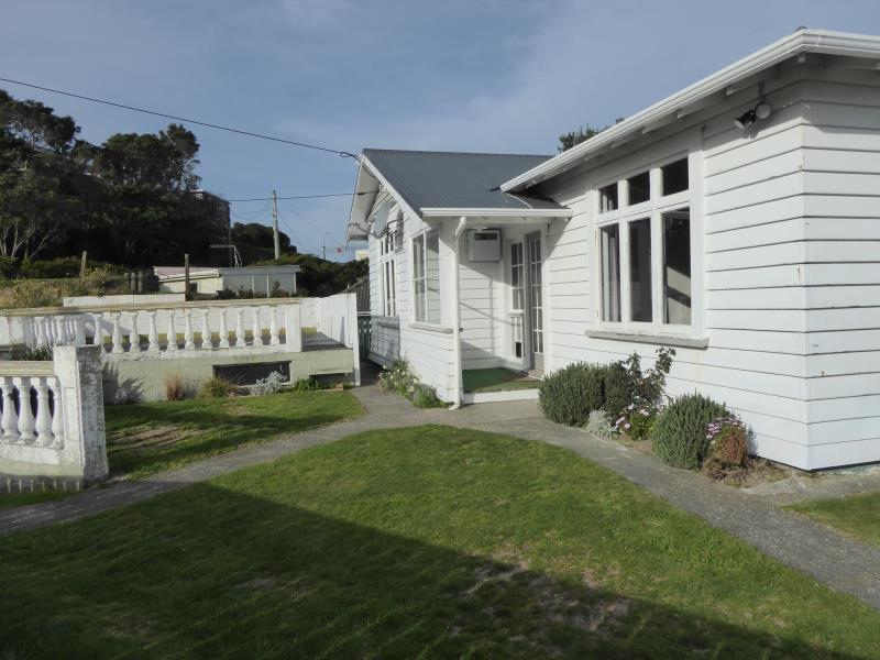 156 Totara Road, Miramar, Wellington - Carousel 1
