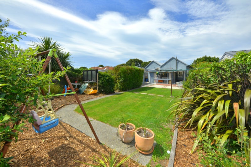 21 Mathesons Road, Phillipstown, Christchurch - Carousel 1