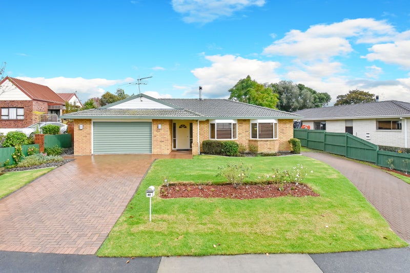 40 Rushgreen Avenue, Pahurehure, Papakura - Carousel 1