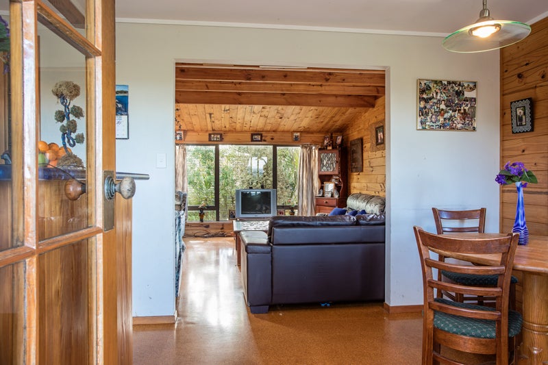 71 Colonel Mould Drive, Mangōnui - Carousel 10