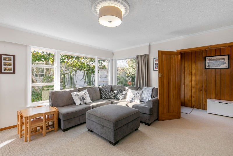 121 Taita Drive, Avalon, Lower Hutt - Carousel 2