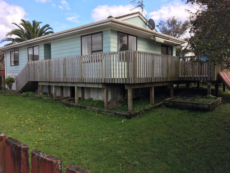 1/6 Dalmatia Place, Henderson, Auckland - Carousel 1