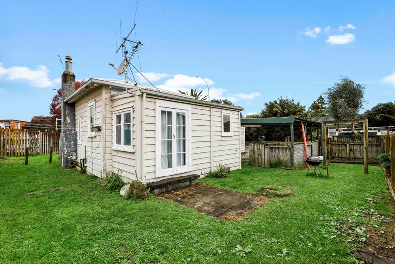 457 Ulster Street, Beerescourt, Hamilton - Carousel 14