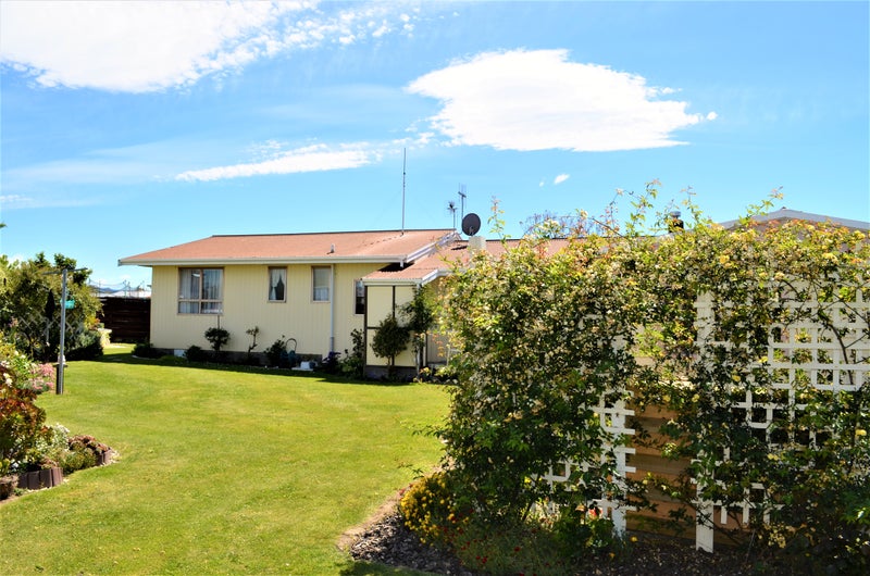 6 Antrim Place, Tamatea, Napier - Carousel 10