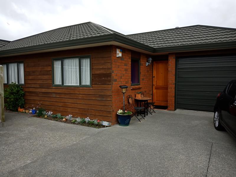1/942 High Street, Avalon, Lower Hutt - Carousel 1