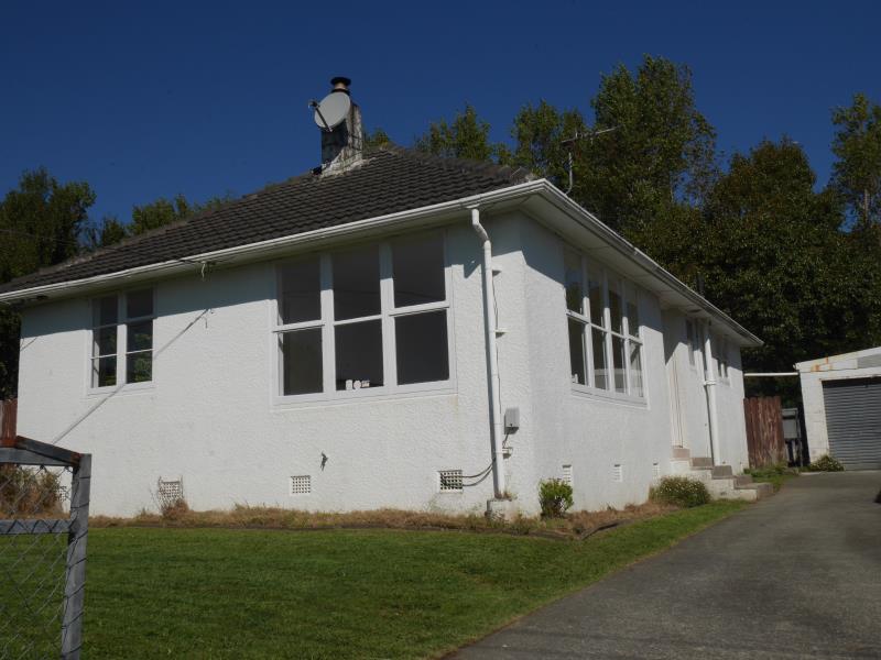 58 Strand Crescent, Naenae, Lower Hutt - Carousel 1