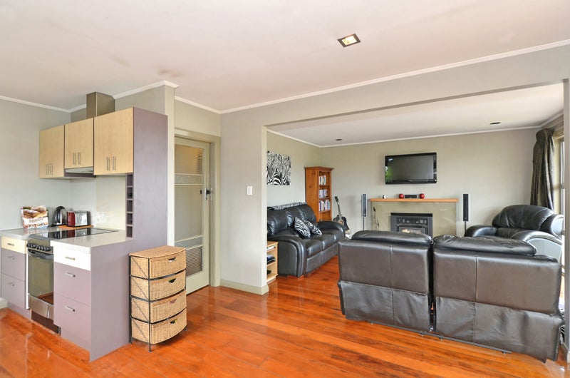 254 The Ridgeway, Stoke, Nelson - Carousel 10