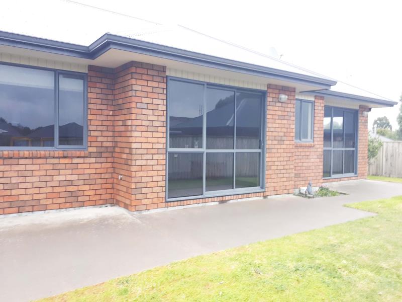 7 Corokia Street, Bell Block, New Plymouth - Carousel 1