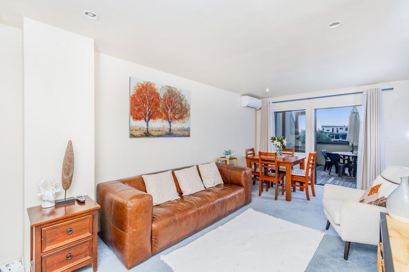 1/9 Pannill Place, Oteha, Auckland - Carousel 2