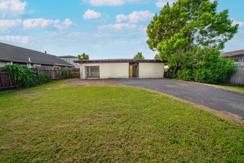 10 Berwyn Avenue, Takanini, Auckland - Carousel 2