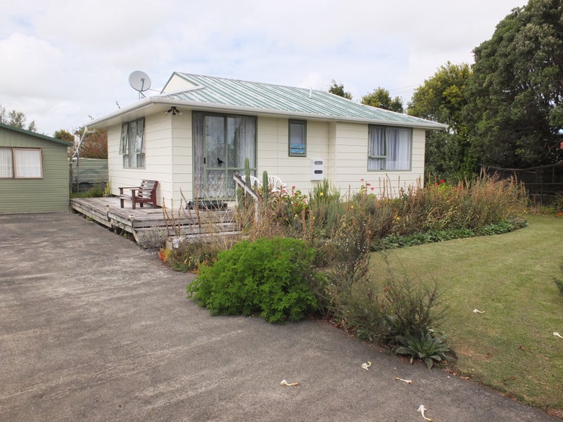 18 Agnes Street, Te Kōpuru - Carousel 1