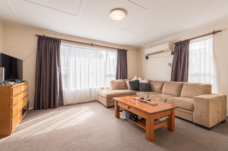 60 Meremere Street, Wainuiomata, Lower Hutt - Carousel 1