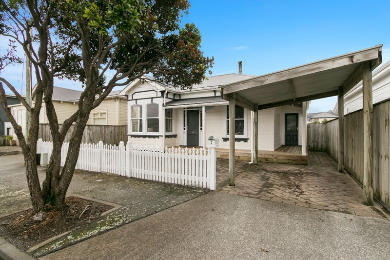 3 Cuba Street, Petone, Lower Hutt - Carousel 14