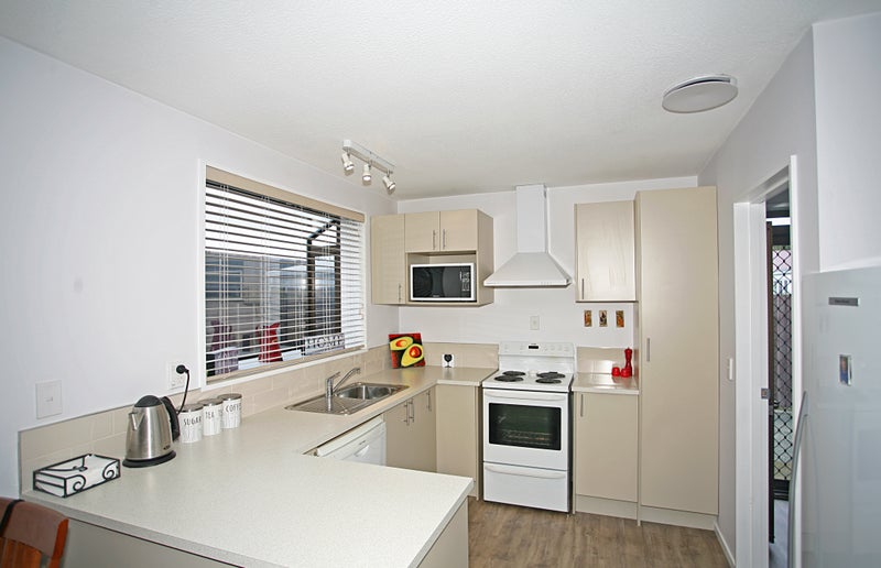 2/23 Tower Street, Hornby, Christchurch - Carousel 2