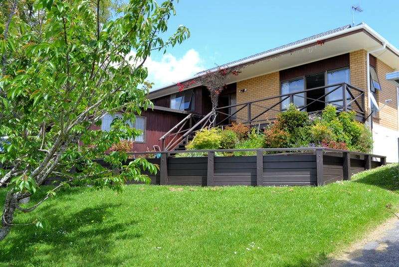 13 Clipper Place, Shelly Park, Auckland - Carousel 2