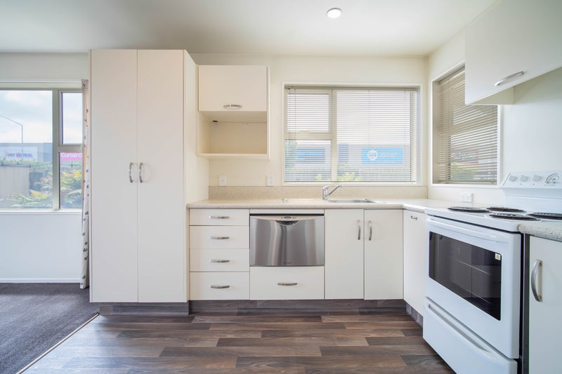 1/353 Main South Road, Hornby, Christchurch - Carousel 2