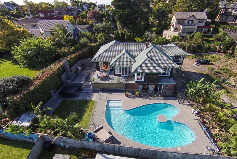 130 Mellons Bay Road, Mellons Bay, Auckland - Carousel 2
