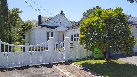 40 Belle Vue Avenue, Northcote Point, Auckland - Carousel 1