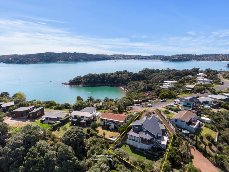 52 Kennedy Point Road, Surfdale, Waiheke Island - Carousel 2