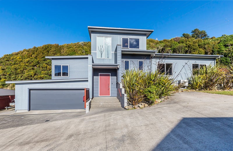 75 Downing Street, Crofton Downs, Wellington - Carousel 1