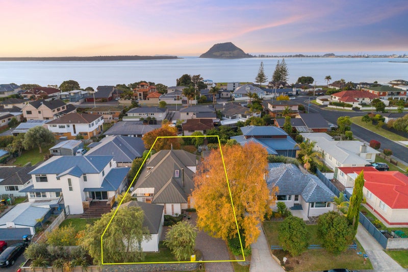 17 Crescent Road, Otumoetai, Tauranga - Carousel 2