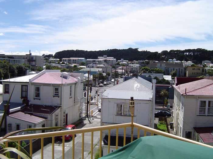 C3/13 Palm Grove, Berhampore, Wellington - Carousel 1