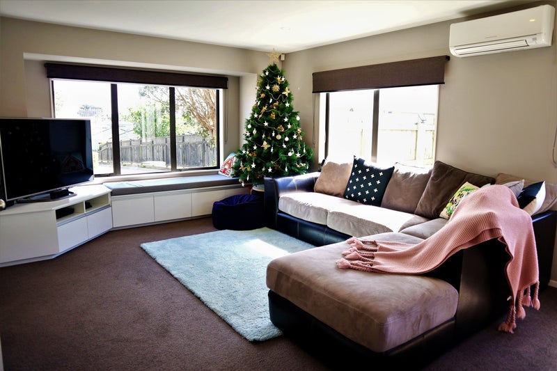 36A Horokiwi Road West, Newlands, Wellington - Carousel 2