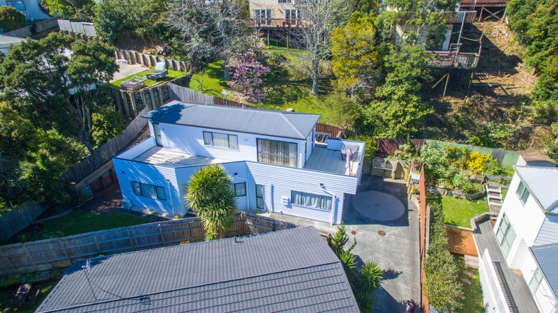 2/24 Bonito Place, Bayview, Auckland - Carousel 1