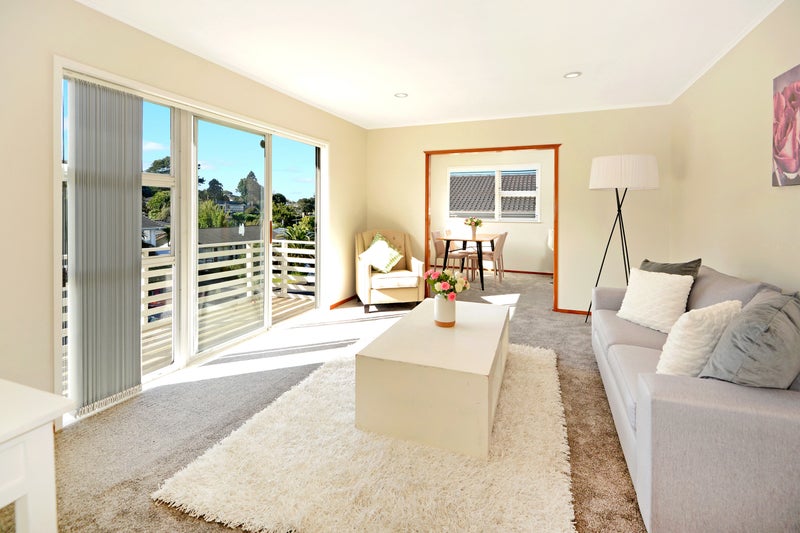 86 Salamanca Road, Sunnynook, Auckland - Carousel 2