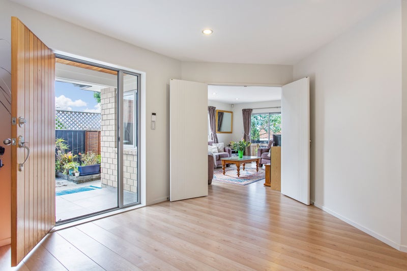 29A Fir Street, Waterview, Auckland - Carousel 2