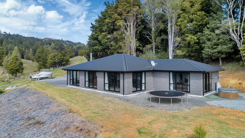 33 Erskine Road, Maunu, Whangarei - Carousel 1