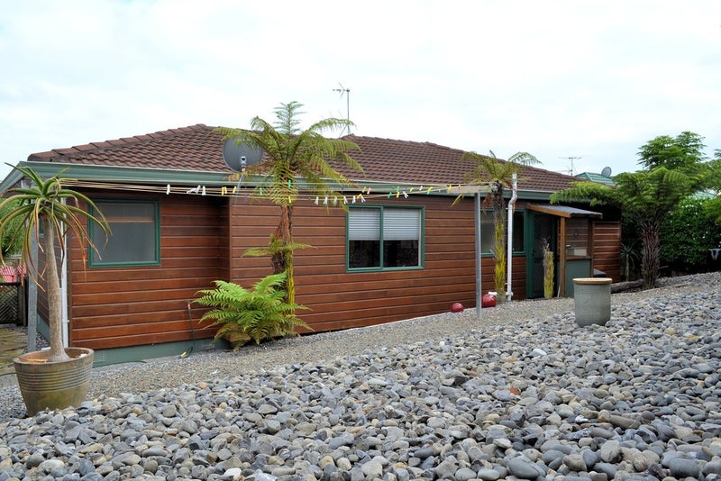 1/26 Mission View Drive, Northpark, Auckland - Carousel 1