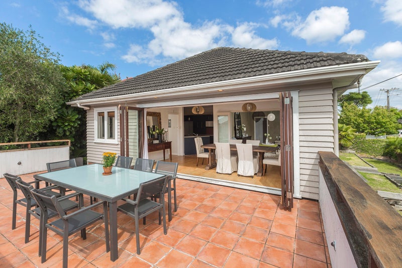 1 Fancourt Street, Meadowbank, Auckland - Carousel 10