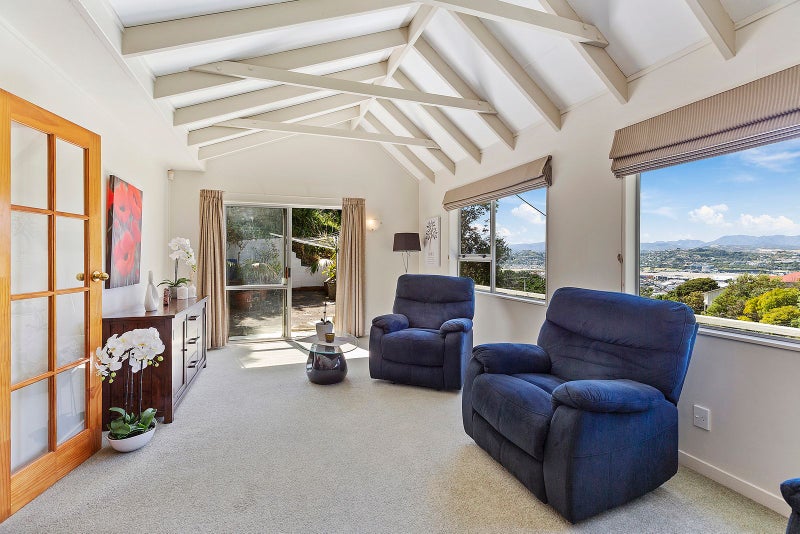 1/102 Sutherland Road, Melrose, Wellington - Carousel 2