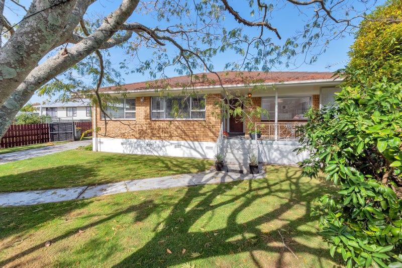 14 Manse Road, Pahurehure, Papakura - Carousel 1