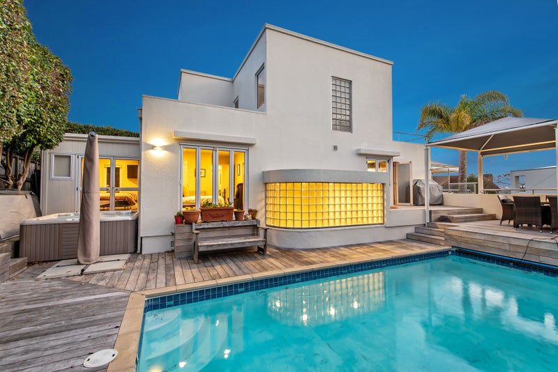 18B Rewiti Street, Orakei, Auckland - Carousel 1