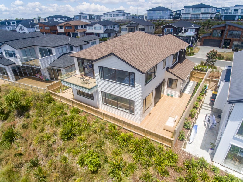 31 Headland Drive, Long Bay, Auckland - Carousel 2