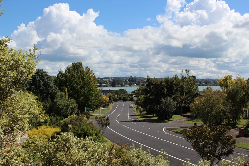 1 The Anchorage, Sunnyhills, Auckland - Carousel 2