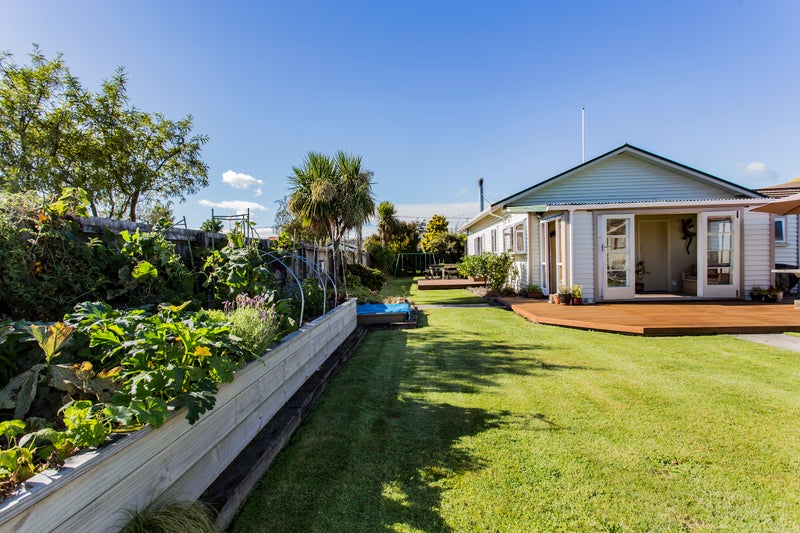 1 Sumner Street, Spreydon, Christchurch - Carousel 1