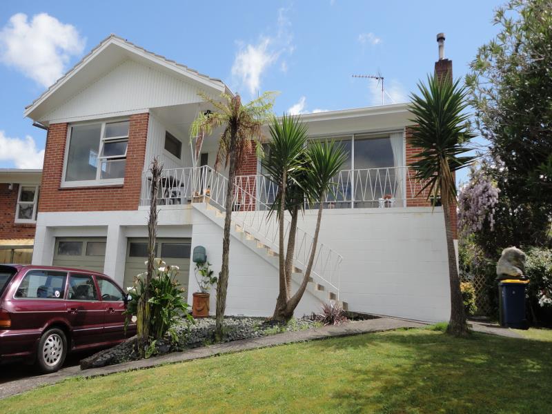 21 Fowler Street, Northcote, Auckland - Carousel 1